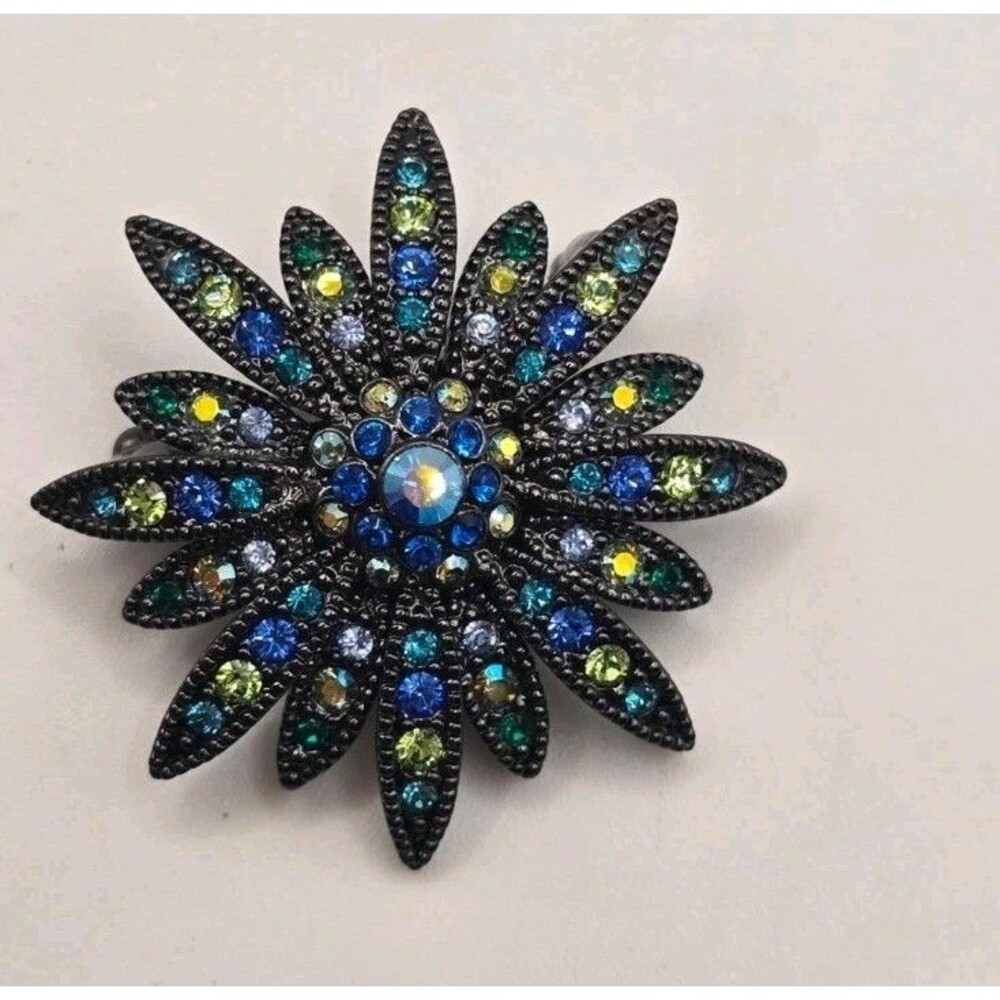 Joan Rivers Brooch Pin Swarovski Crystals Starburst Flower blue